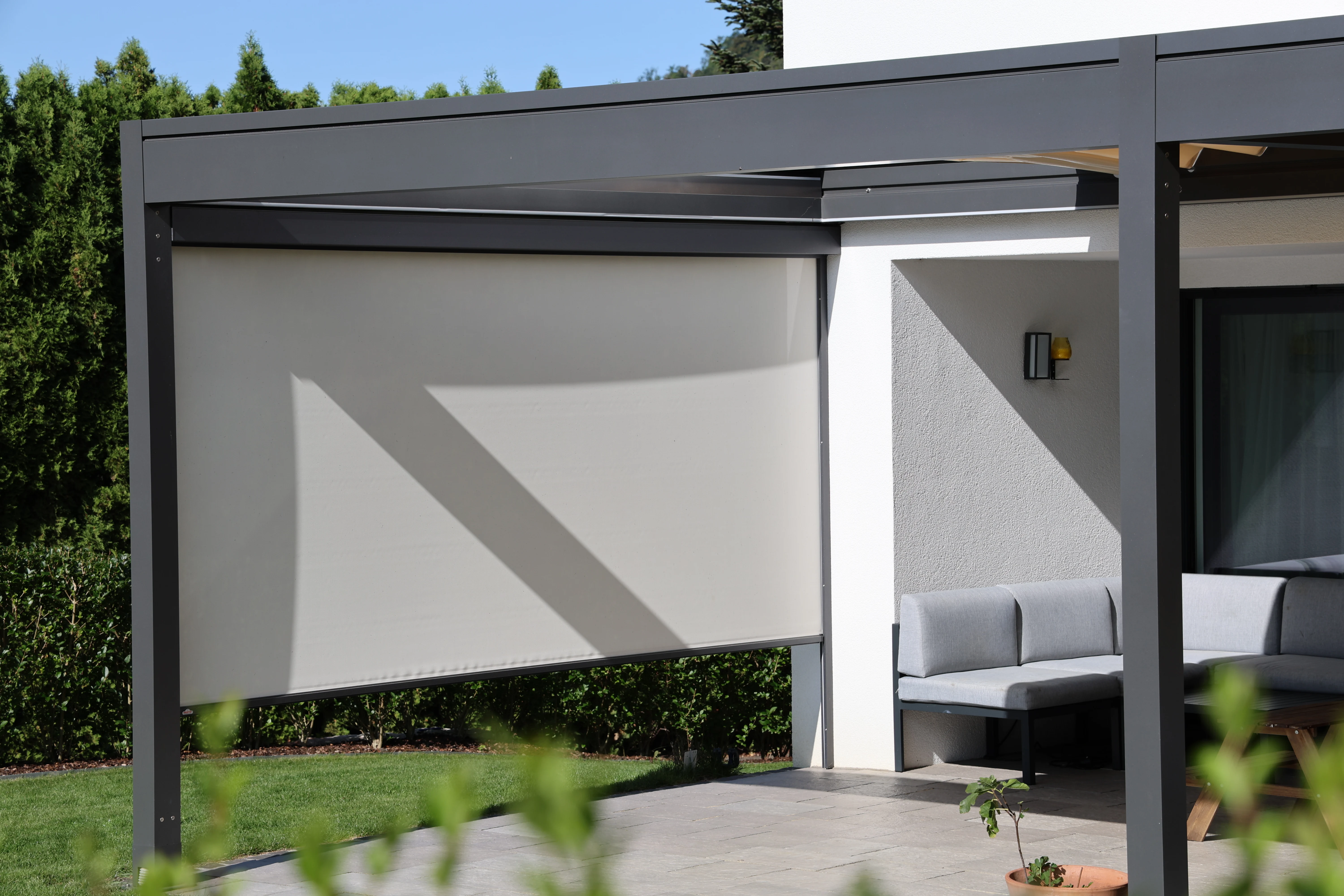 Lamellendach für Ihren Garten Vorarlberg